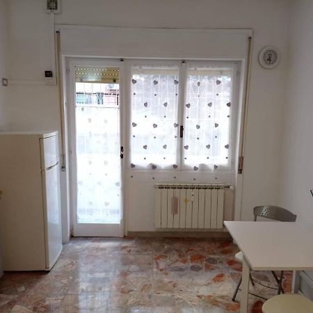 Ostia Beach Cryptohouse Luaran gambar