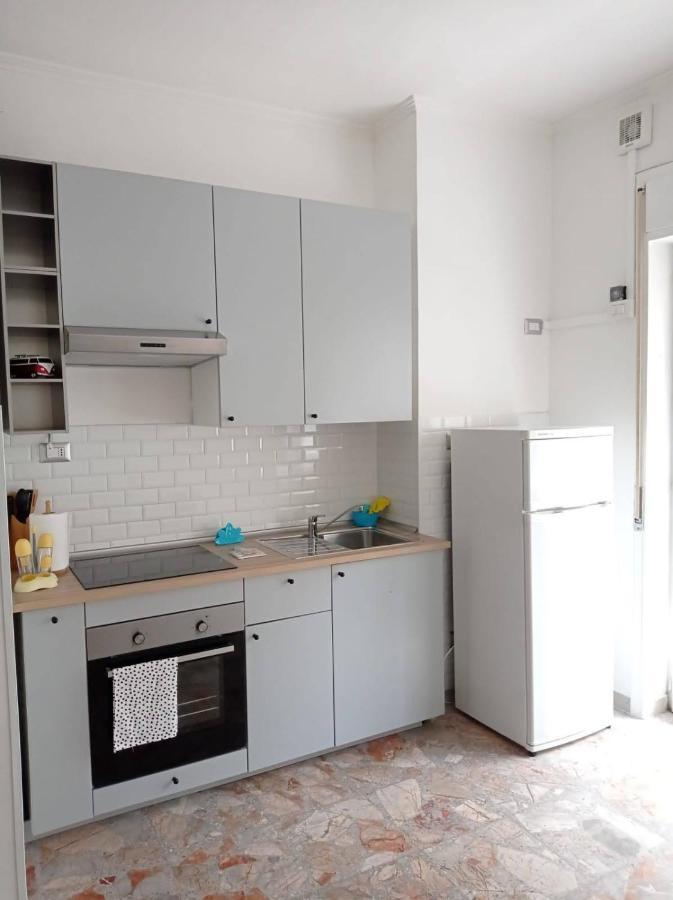 Ostia Beach Cryptohouse Luaran gambar